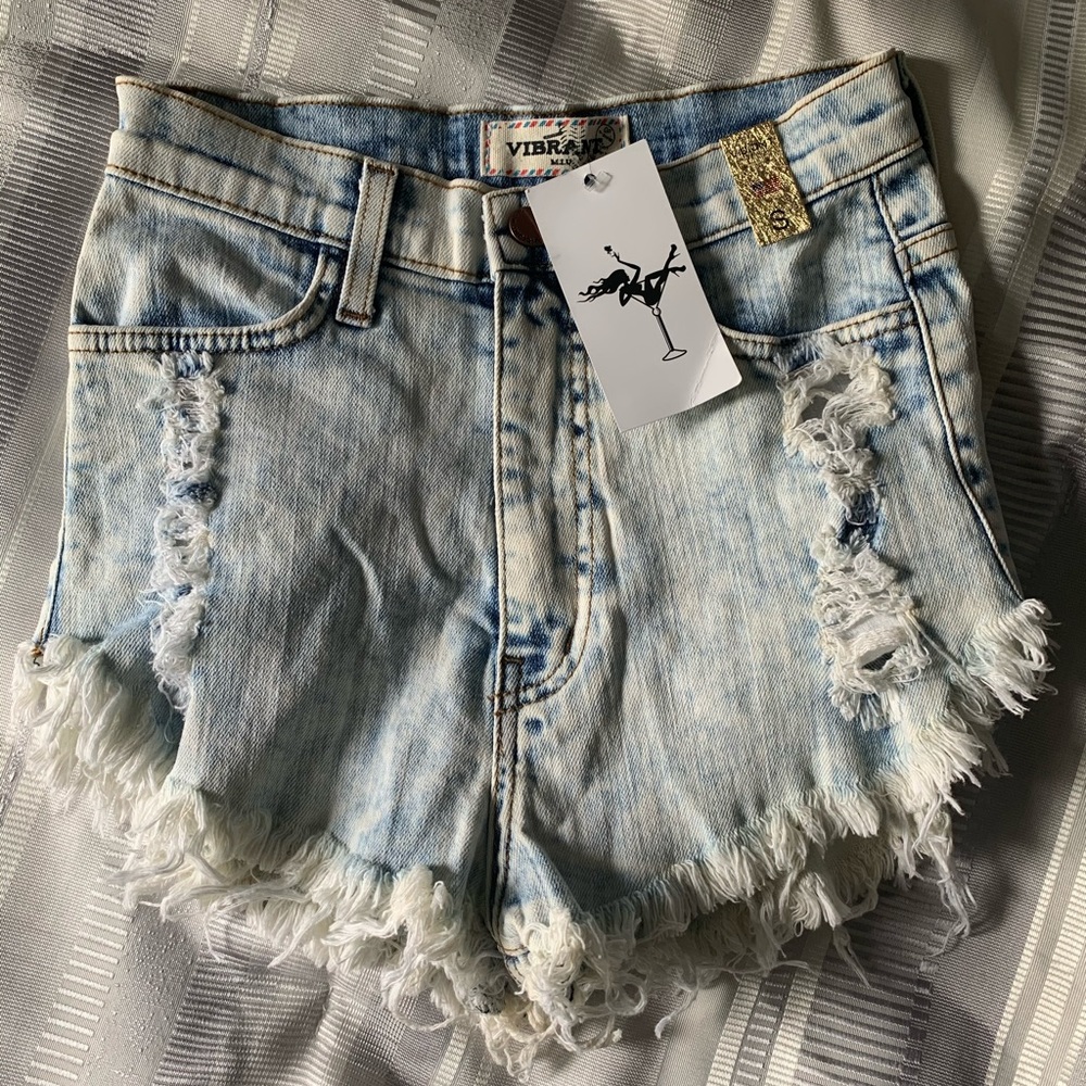 Size Small Vibrant High Waisted Denim Shorts NWT